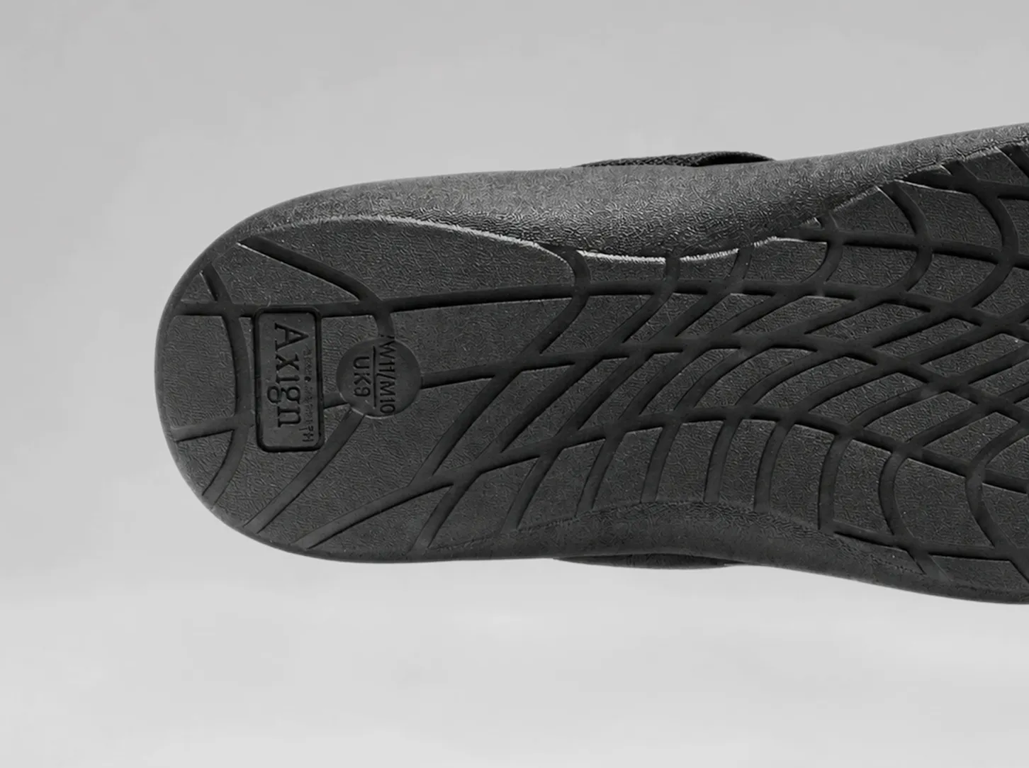 Outsole tread