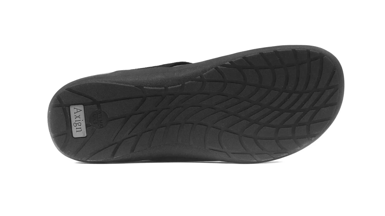 Grip that holds — Anti-skid tread for wet bathrooms, marble and monsoon pavements.